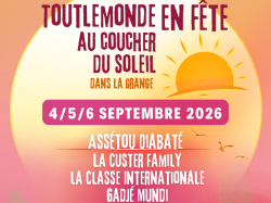 Festival Toutlemonde en fête au coucher du soleil