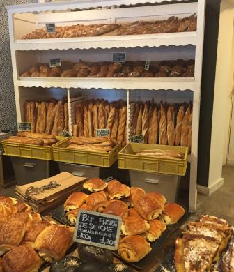 DEPOT DE PAIN ET VIENNOISERIES A LA MAIRIE DE TOUTLEMONDE